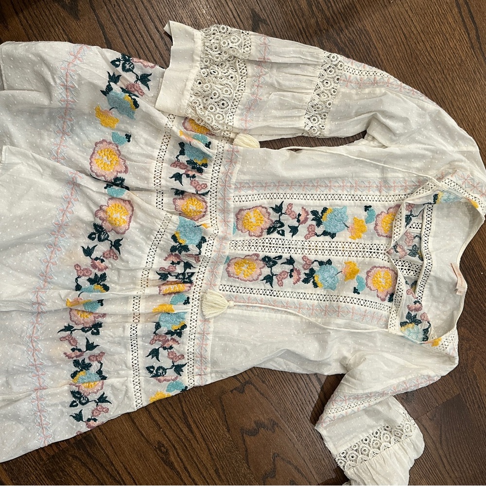 Tory Burch White Dress with Floral Embroidery